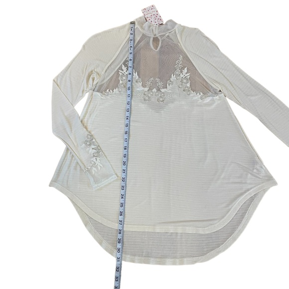 FREE PEOPLE Saheli Embroidered Mesh Top Ivory OB877344 Extra Small Ecru Color - Picture 4 of 15